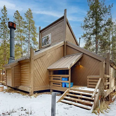 Cozy Cabin-3
