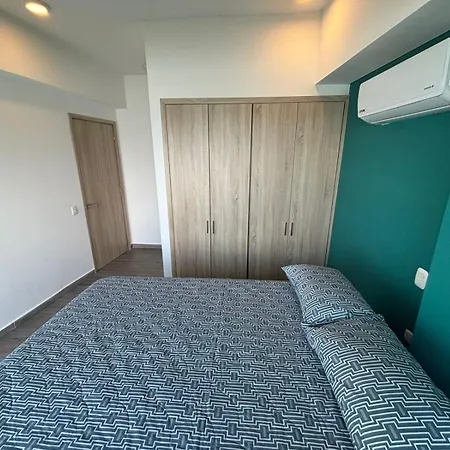 Amazing Bay View Apartment In Cartagena!-2
