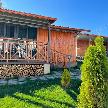 Aparan Guest House-3