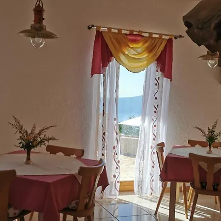 Villa Bora Moscenicka Draga Bed&Breakfast-3