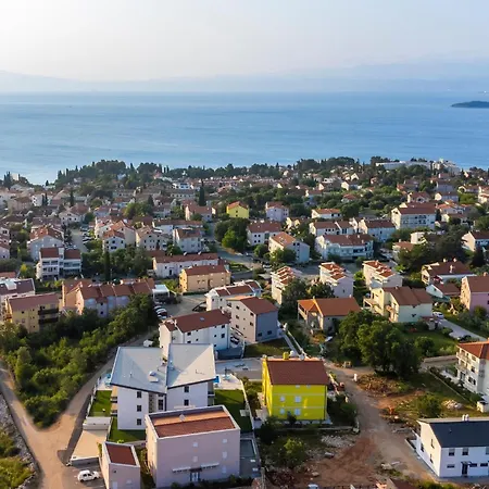 Pet Friendly Apartment In Malinska-2