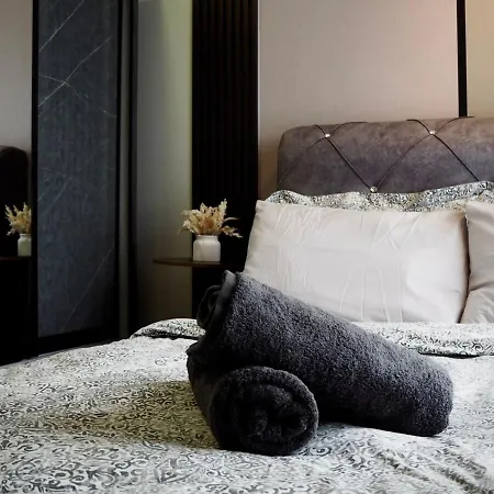 Free Netflix Soho At Meta City For 2 Pax-3