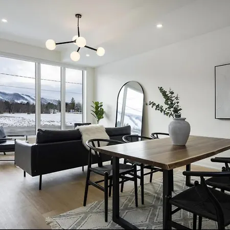 The Luxury Black Rose Chalet At The Blue Mountains For 20-2