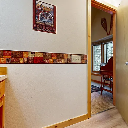 Circle 4 Ranch 31 | Discover Sunriver-2