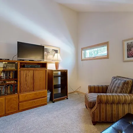 Poplar 12 | Discover Sunriver-2