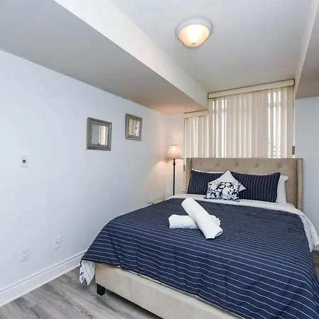 Planurstay - Amazing 2Br & 2Bth - Near Square One Mall-3