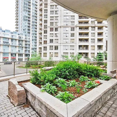 Planurstay - Amazing 2Br & 2Bth - Near Square One Mall-2