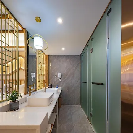 Fenglin Woodhouse B&B In Wulingyuan District, Zhangjiajie-3