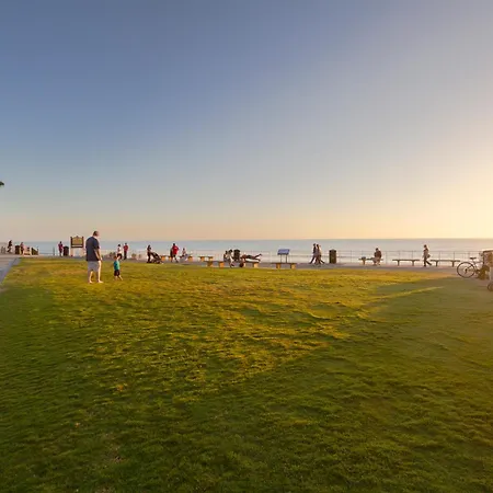 Hot Tub, Fire Pit, BBQ, Shuffleboard, Walk To Beach-2