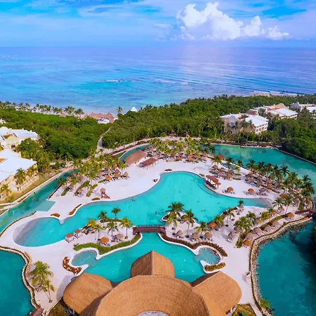 Grand Palladium Select White Sand Resort & Spa-2