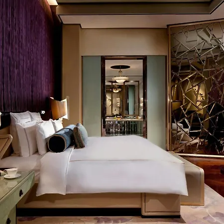 The Ritz-Carlton Shanghai, Pudong-3