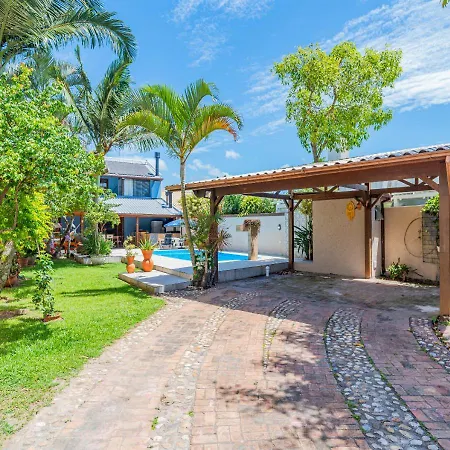 C109 Casa Grande Com Piscina Privada Para Ate 15 Pessoas-3