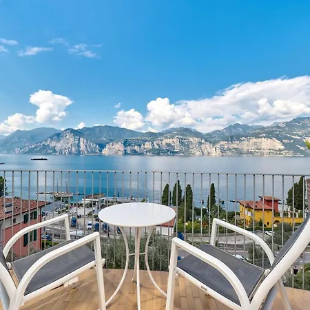 Hotel Capri-3