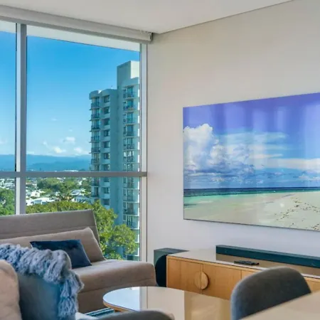 Surfers Paradise 2 Bed Great Views Pool-3