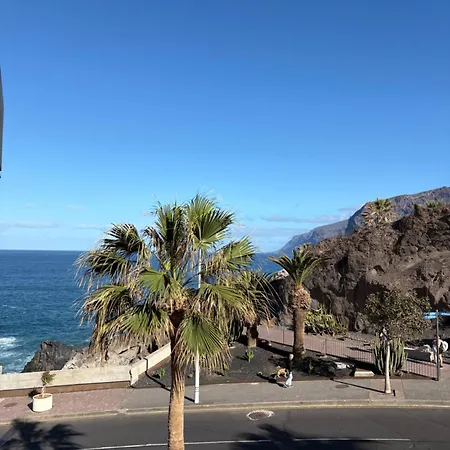 Ocean View Two Bedroom Apartment In Los Gigantes With Balcony And Pool-3