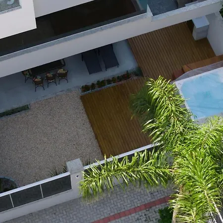Mariscal Garden-3