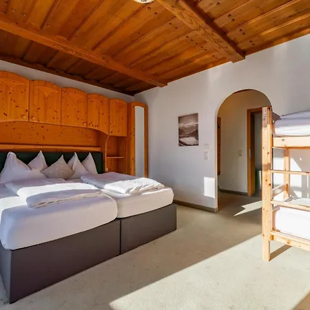 Hotel-Gasthof Post Grossglockner Alpenstrasse FREE ENTRY !-2