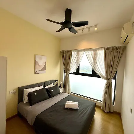 Amberside Jb City View 3Br3B 10Pax Top Floor At Jb Central-2