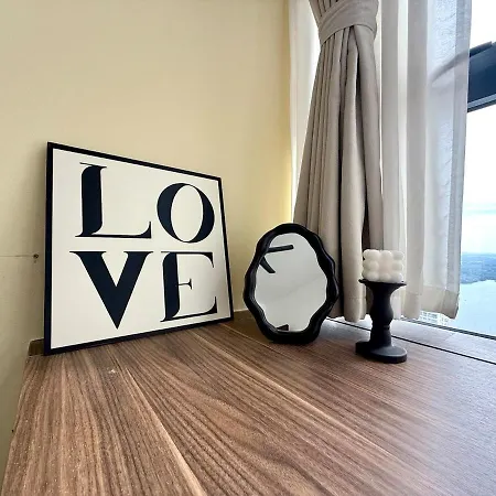 Amberside Jb City View 3Br3B 10Pax Top Floor At Jb Central-3