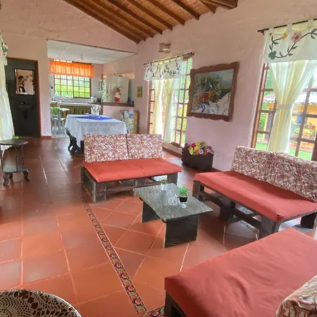 Finca Chalet El Robledal-3