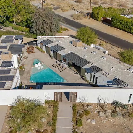 Spectacular Resort-Style Oasis By Rather Be Properties-2