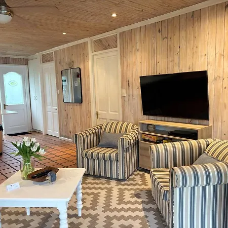 The Amble Cottage - On The Knysna Lagoon-2