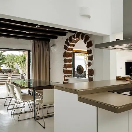 Kamezi Boutique Hotel Villas-3