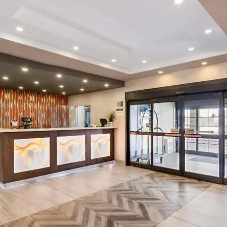 Best Western Plus Executive Inn-3