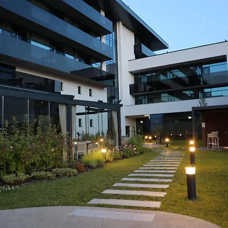 Tisia Hotel & Spa-2