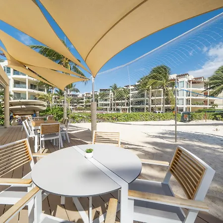 Infinity Pool And Private Beach Club - Luxury Complex The Elements Condos - Gh8-3