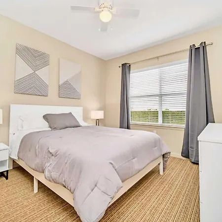 Spacious 3Br Condo With Pool, Near Disney!-2