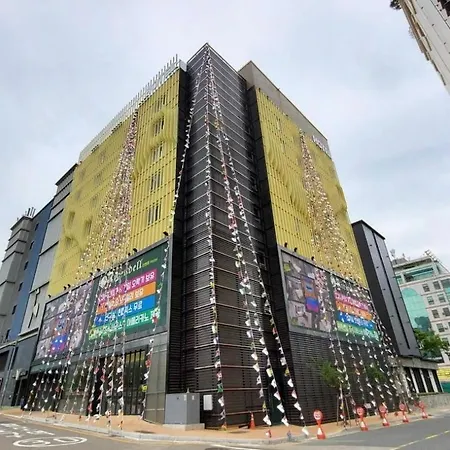 Gimhae Jangyu Ribendell Hotel Water Park Branch-2