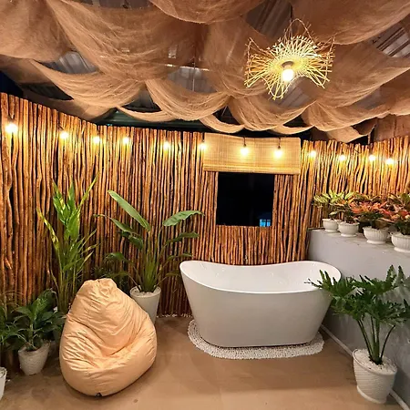 Hatus Homestay-Bon Tam, Bep, Ban Cong, May Chieu-3