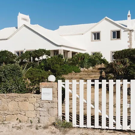 Outpost - Casa Das Arribas-2
