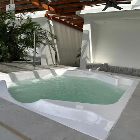 Baia Kristal Penthouse Cartagena Playa Artificial Mas Grande De Colombia-2