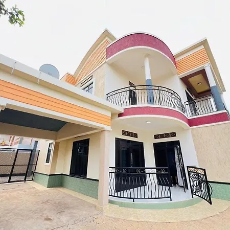 Kwetu Airport Residences&Suites-2