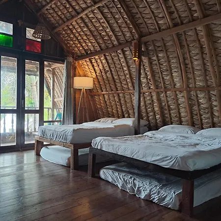Wijaya Anilao Beach House-2