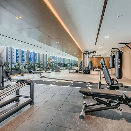 Luxury Studio With Jacuzzi & Canal Views-2