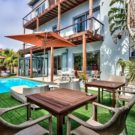The One 8 Hotel In Green Point - Solar Power-3