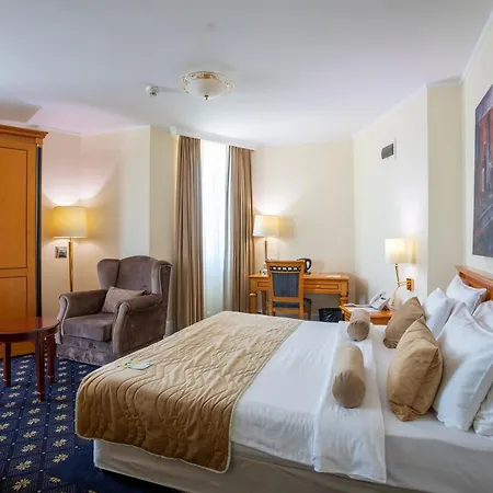 A Hoteli - Hotel Sloboda-2