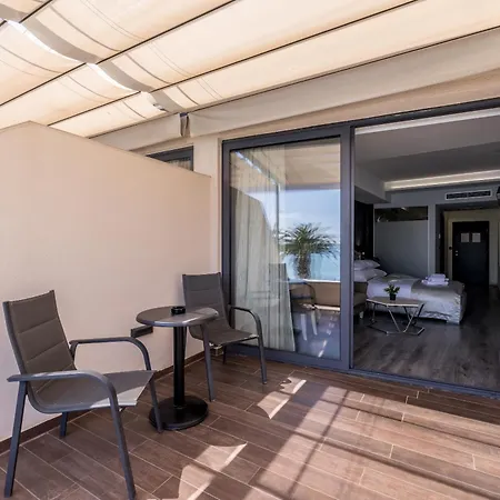 Sea View Luxury Rooms Seven Of Nine-3