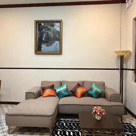 Luan Heritage Surawong-2