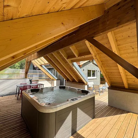 Chalet Du Saut De La Bourrique, Plain-Pied, Spa Couvert, Terrain Cloture-2