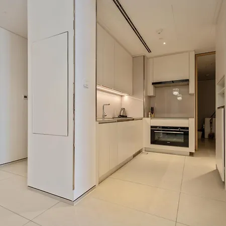 Werova - Sea View 3Br With Hotel Facilities Access-2