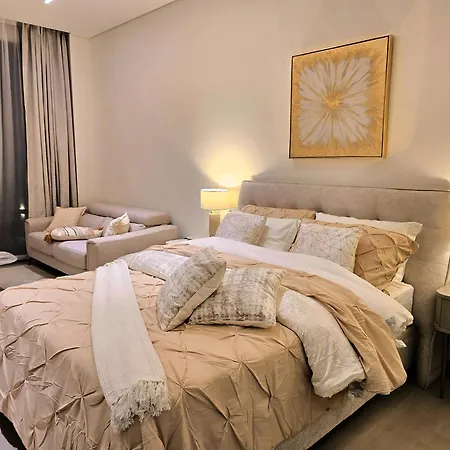 Kazan Homes - Lux - Studio Close To Burj Khalifa & Dubai Mall - Business Bay-3