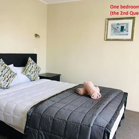 Malones Spa Motel-2