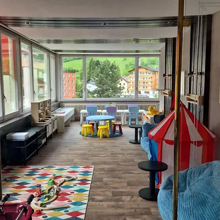 Grichting Hotel&Serviced Apartments-3
