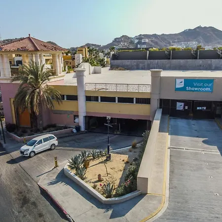 2 Bedroom Cabo Marina Walk To Beach & Private Jacuzzi-3