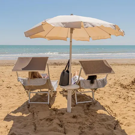 Victoria Frontemare Beach & Spa Hotel Jesolo-3