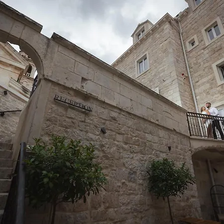 Puteus Palace Heritage Hotel-3